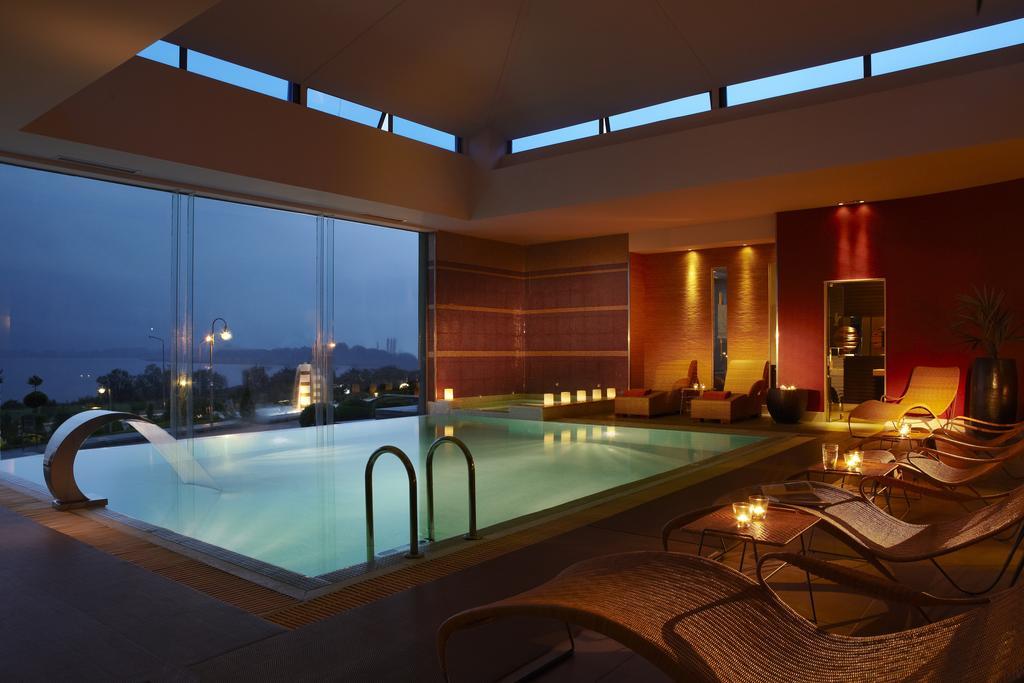 Limneon Resort & Spa Kastoria Ngoại thất bức ảnh The spa at the Taj Mahal Palace, Mumbai